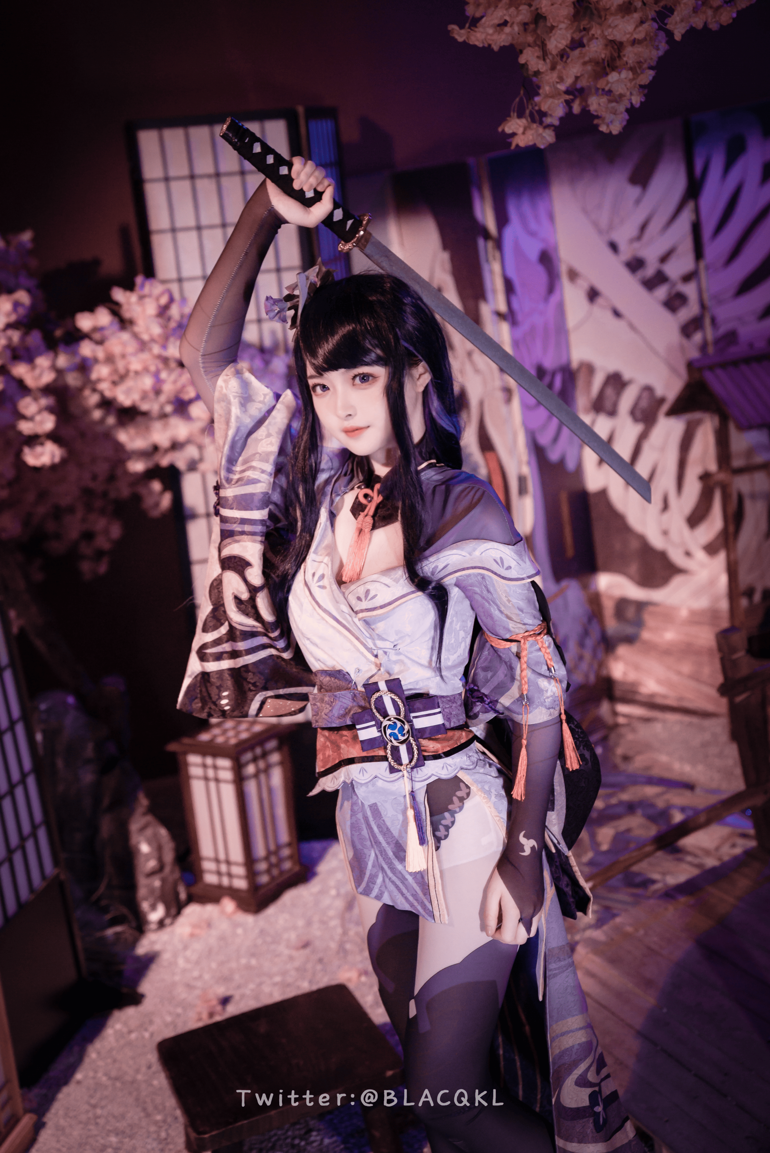 《冷酷雷电将军 白莉爱吃巧克力 写真图片以及视频资源合集》